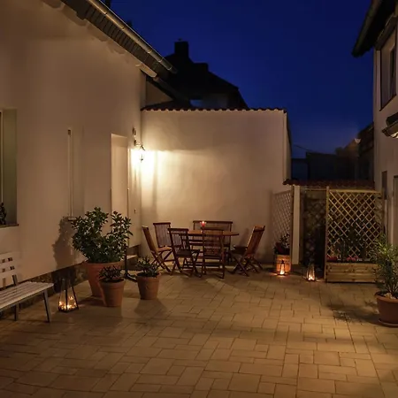 Comfort With Garden, Cleaning Included *